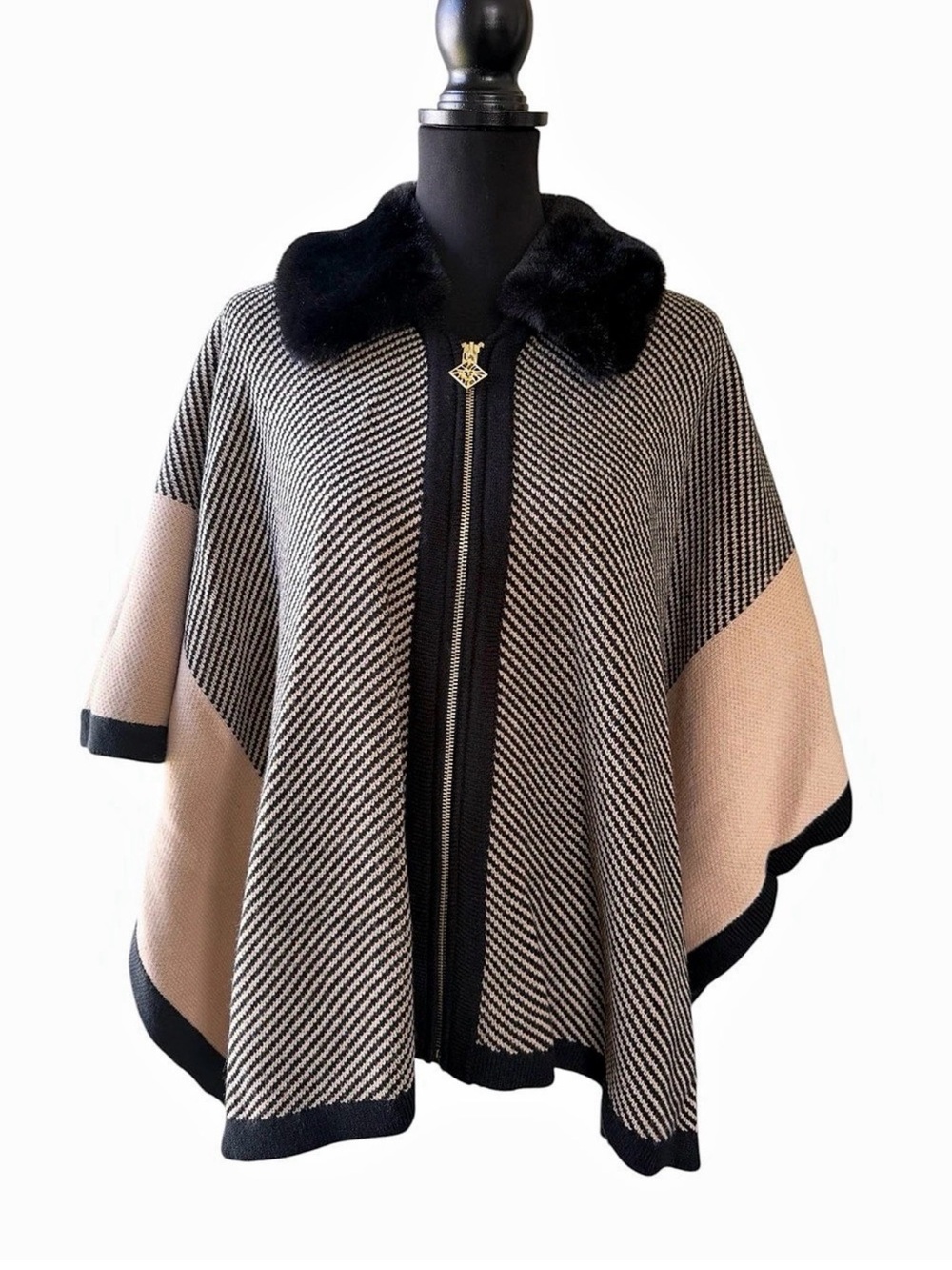 Anne Klein Faux Fur Collar Zip Front Poncho Cape Herringbone Tan Black SM Petite